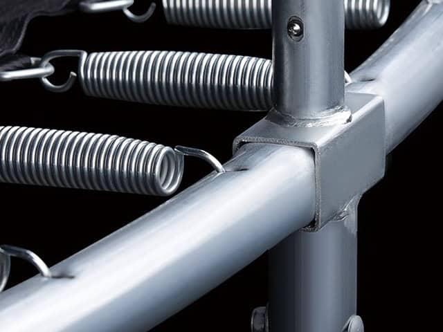Locking T sections