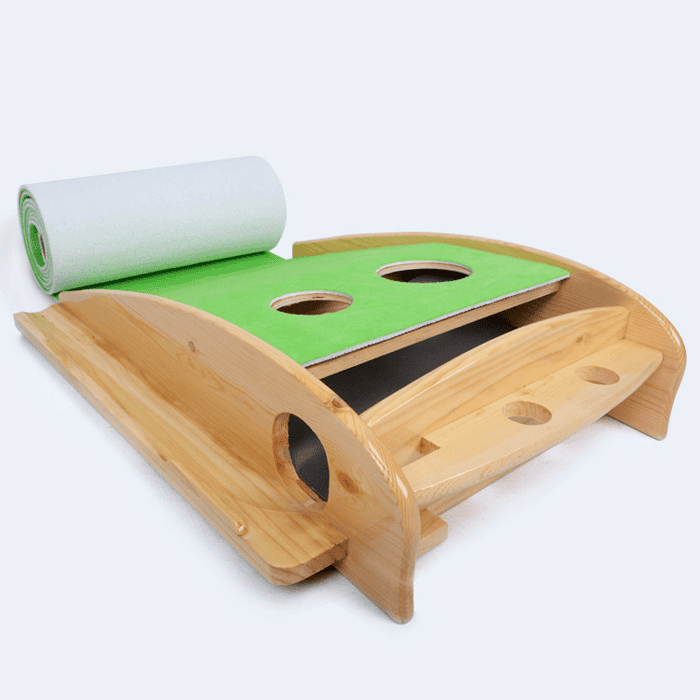 Hillman PGM Natural Wood 3m Golf Putting Trainer with Auto Ball Return