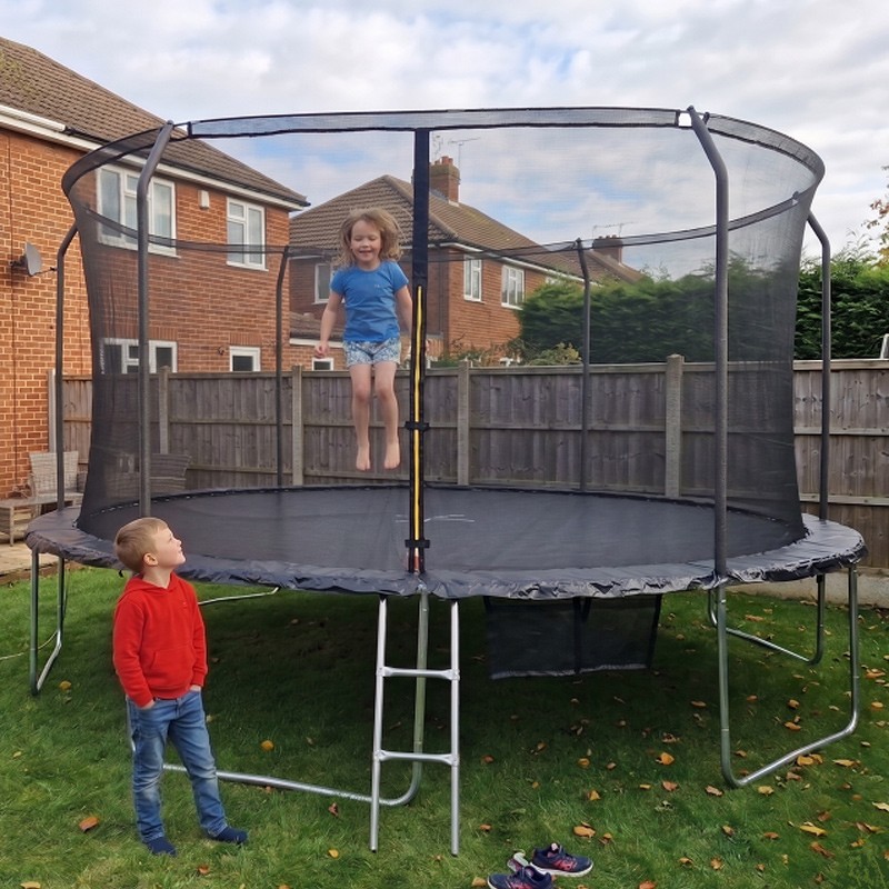 Big Air 16ft Trampoline & Enclosure Free Shoe Tidy & Ladder – Black